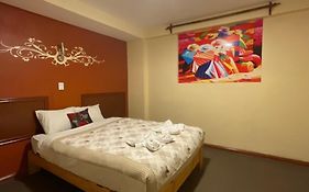 Hotel Andean Host Inn
